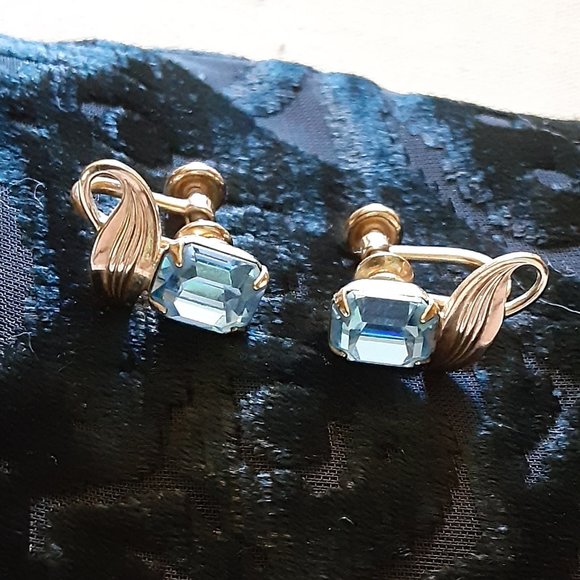 VAN DELL VINTAGE EARRINGS - Picture 6 of 6